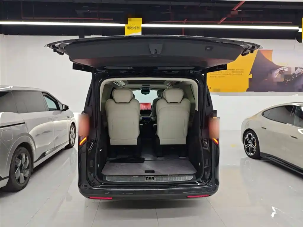 Geely Galaxy Yizhen L380 2025 Model 650km Flagship Edition AWD фото 15