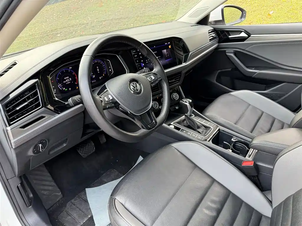 Volkswagen Sagitar 2022 280TSI DSG Surpassing Edition фото 7