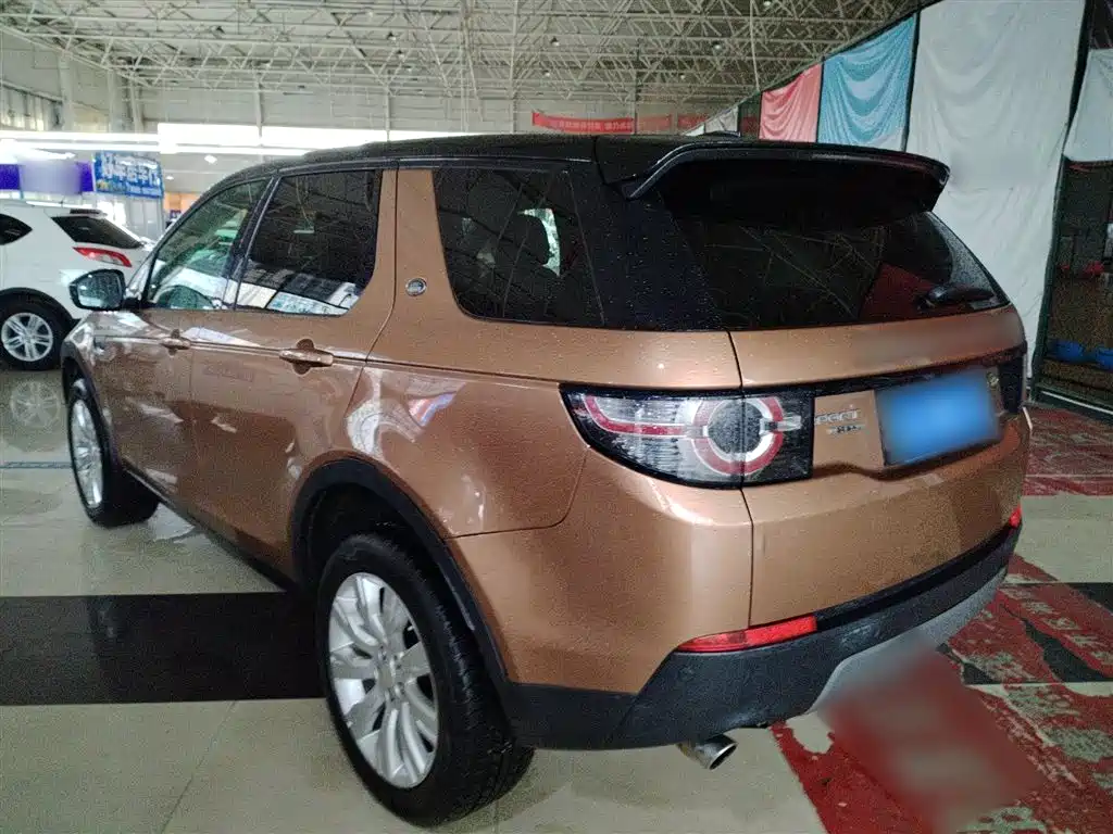 Land Rover Discovery Sport 2016 2.0T Launch Limited Edition фото 5