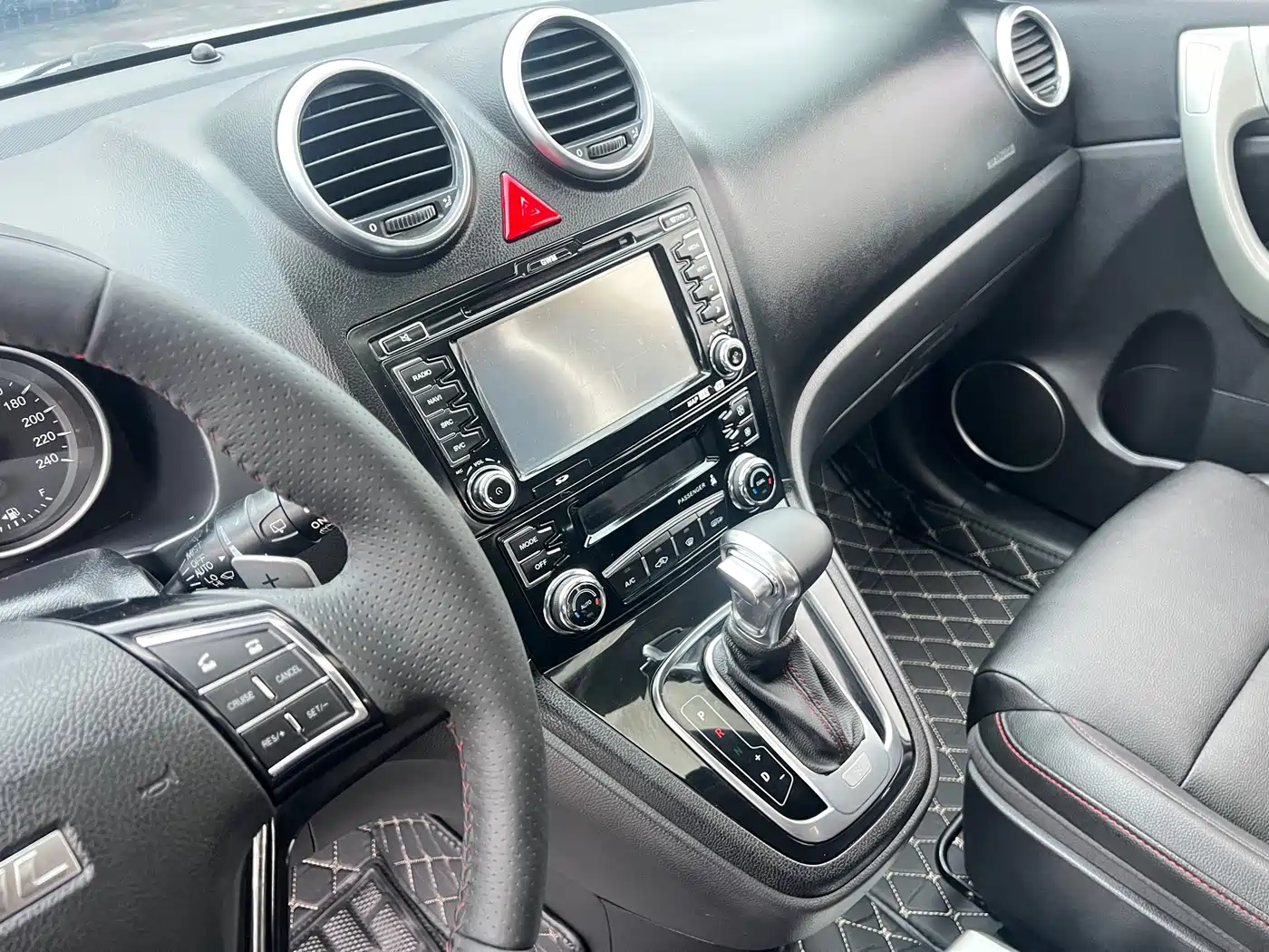 Фото 9 - Haval H6