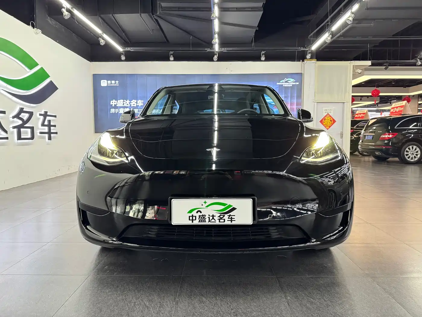 Фото 2 - Tesla Model Y