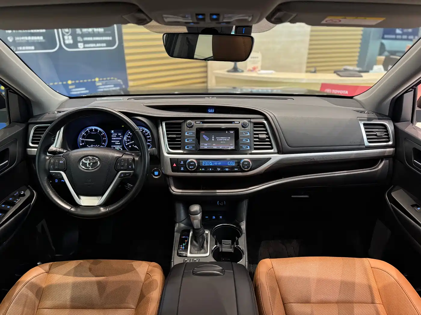 Toyota Highlander 2018 Model 2.0T 4WD Knight Edition 7-Seater China VI фото 13
