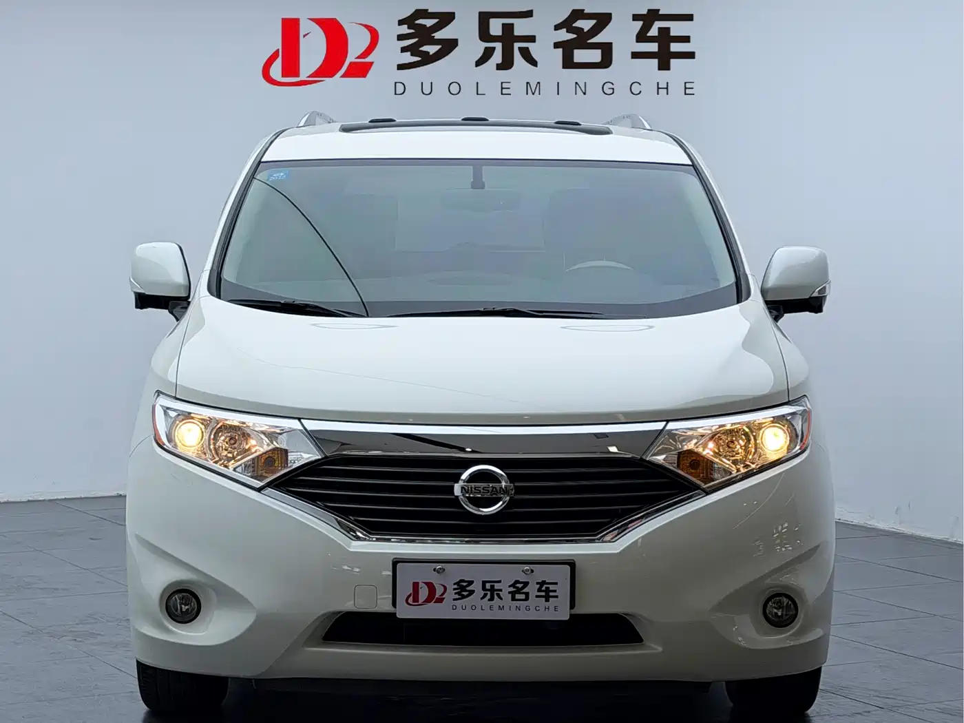 Nissan Quest 2015 3.5L SL фото 2