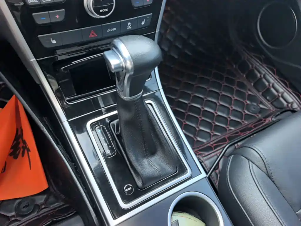 Фото 14 - Haval H2