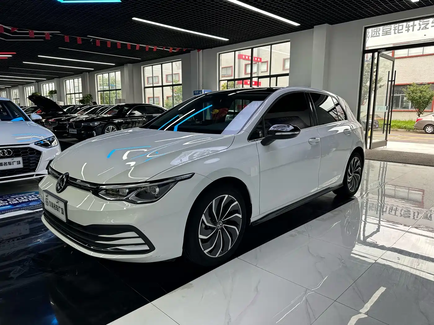 Volkswagen Golf 2021 280TSI DSG Pro