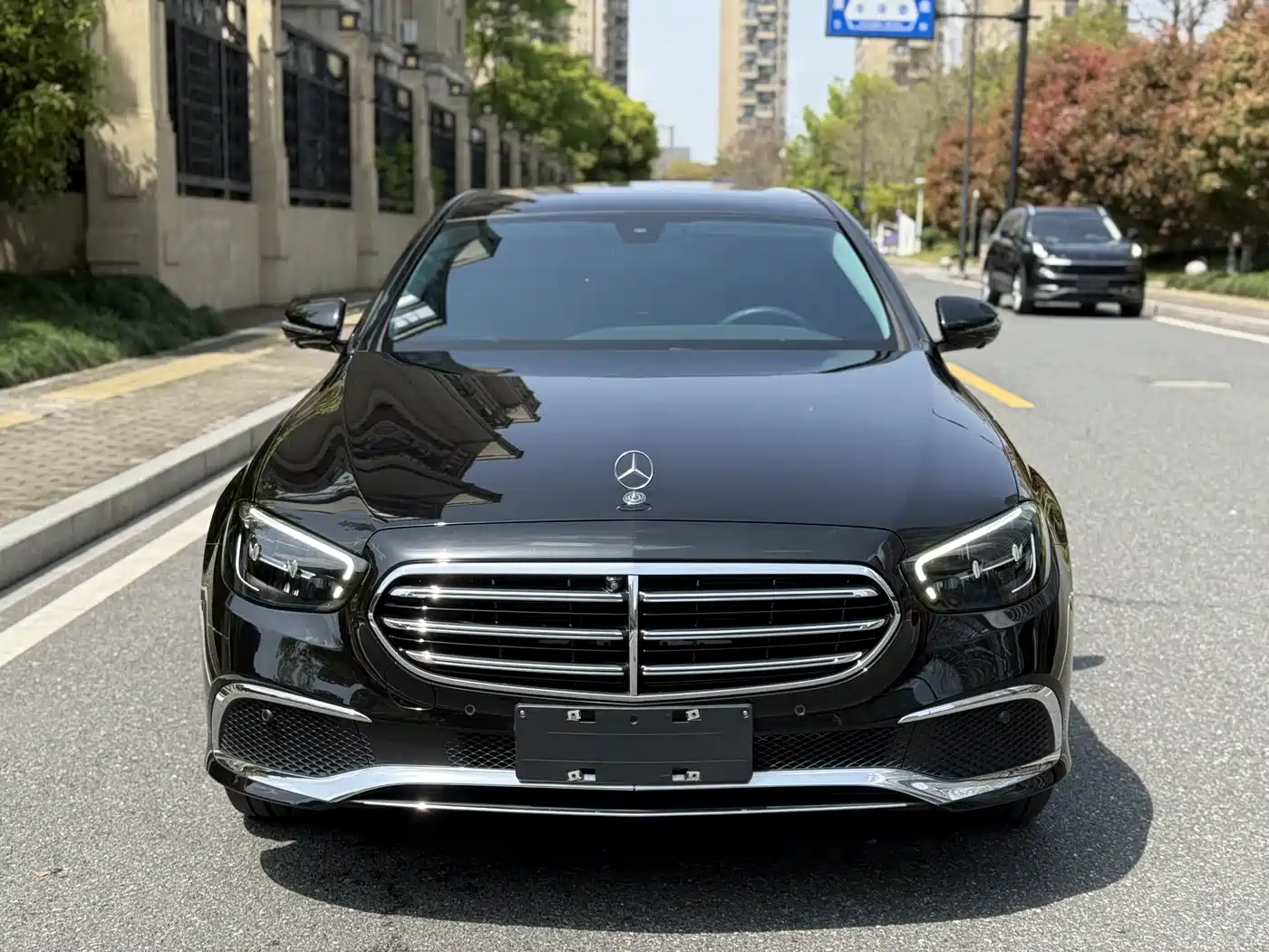  E CLASS