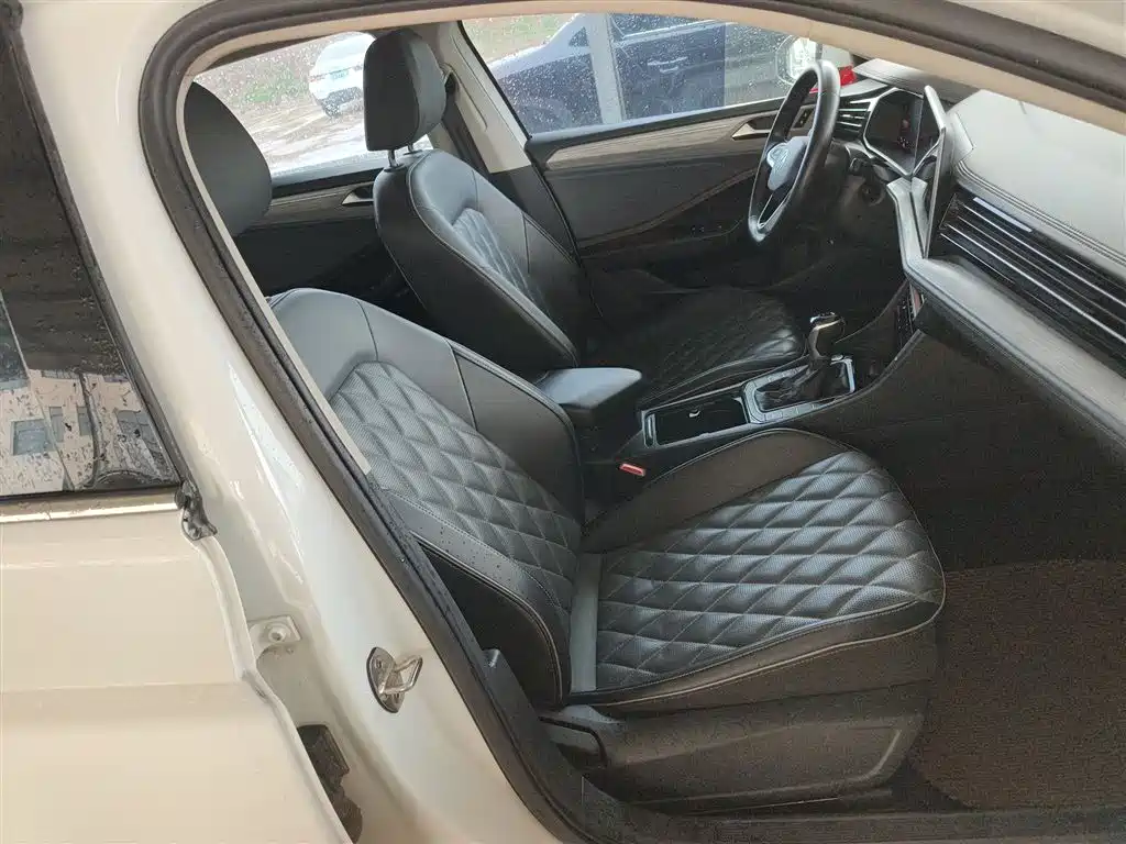 Volkswagen Sagitar 2023 Model Year 200TSI DSG Surpass Edition фото 19