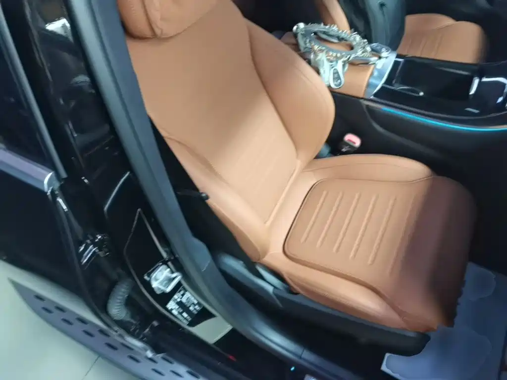 Mercedes-Benz GLC 2026 2025 GLC 300 L 4MATIC Luxury 5-seater