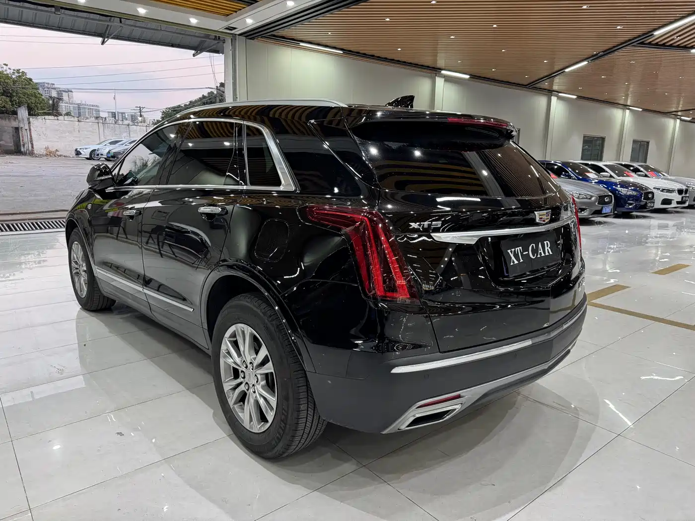 Cadillac XT5 2022 2.0T 2WD Luxury фото 7