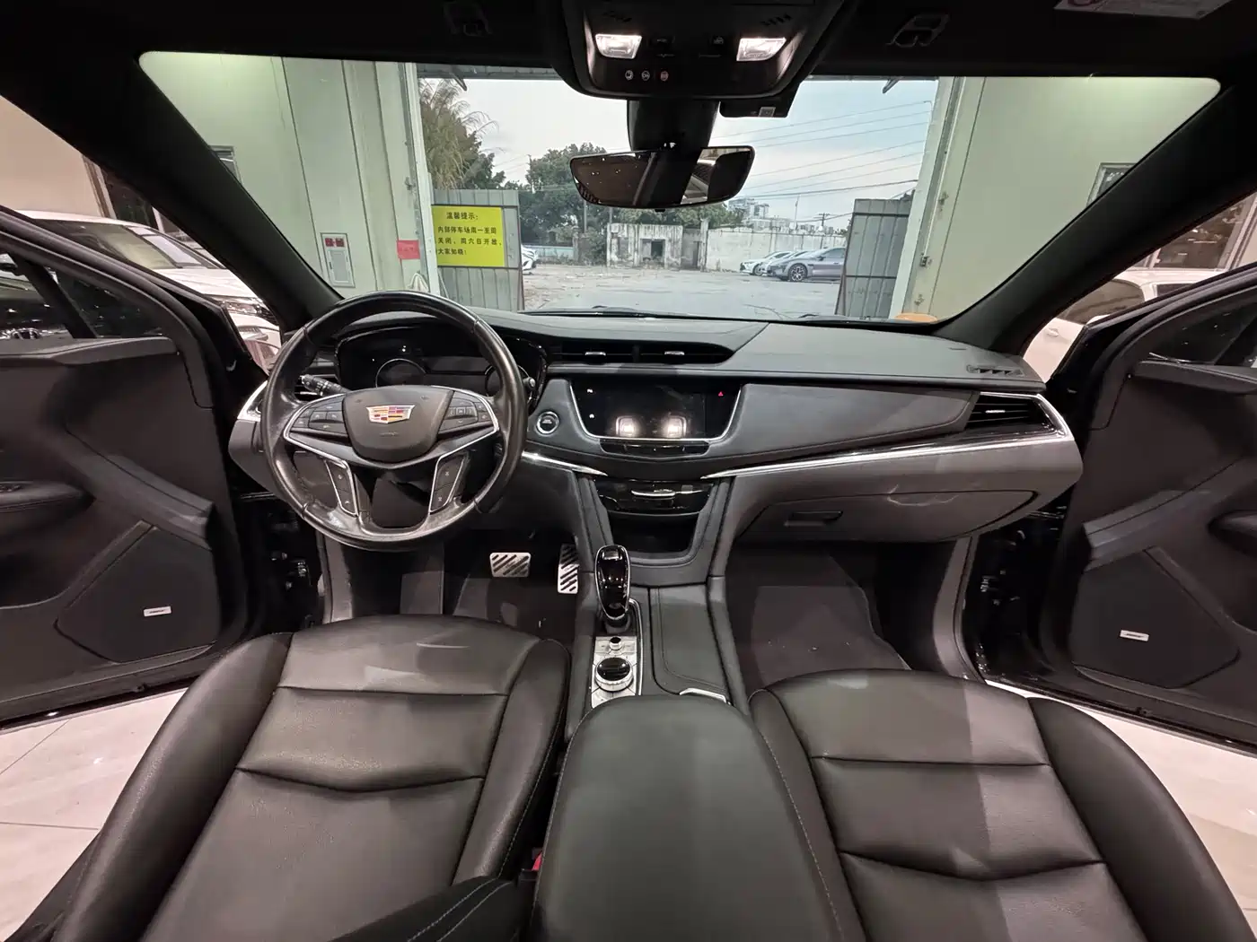 Cadillac XT5 2022 2.0T 2WD Luxury фото 20