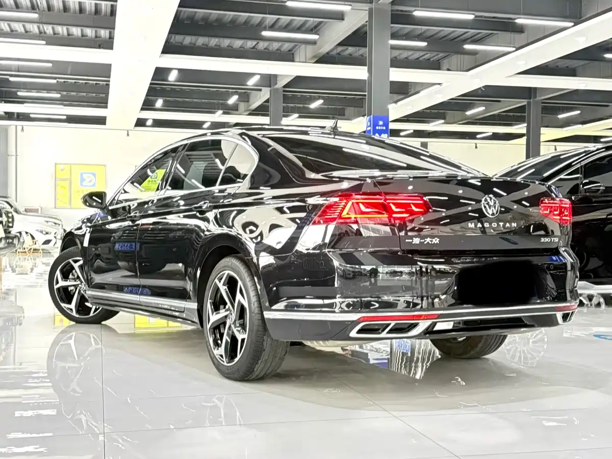 Volkswagen Magotan 2023 2 Million Units Anniversary Edition 330TSI DSG Leading Type фото 2