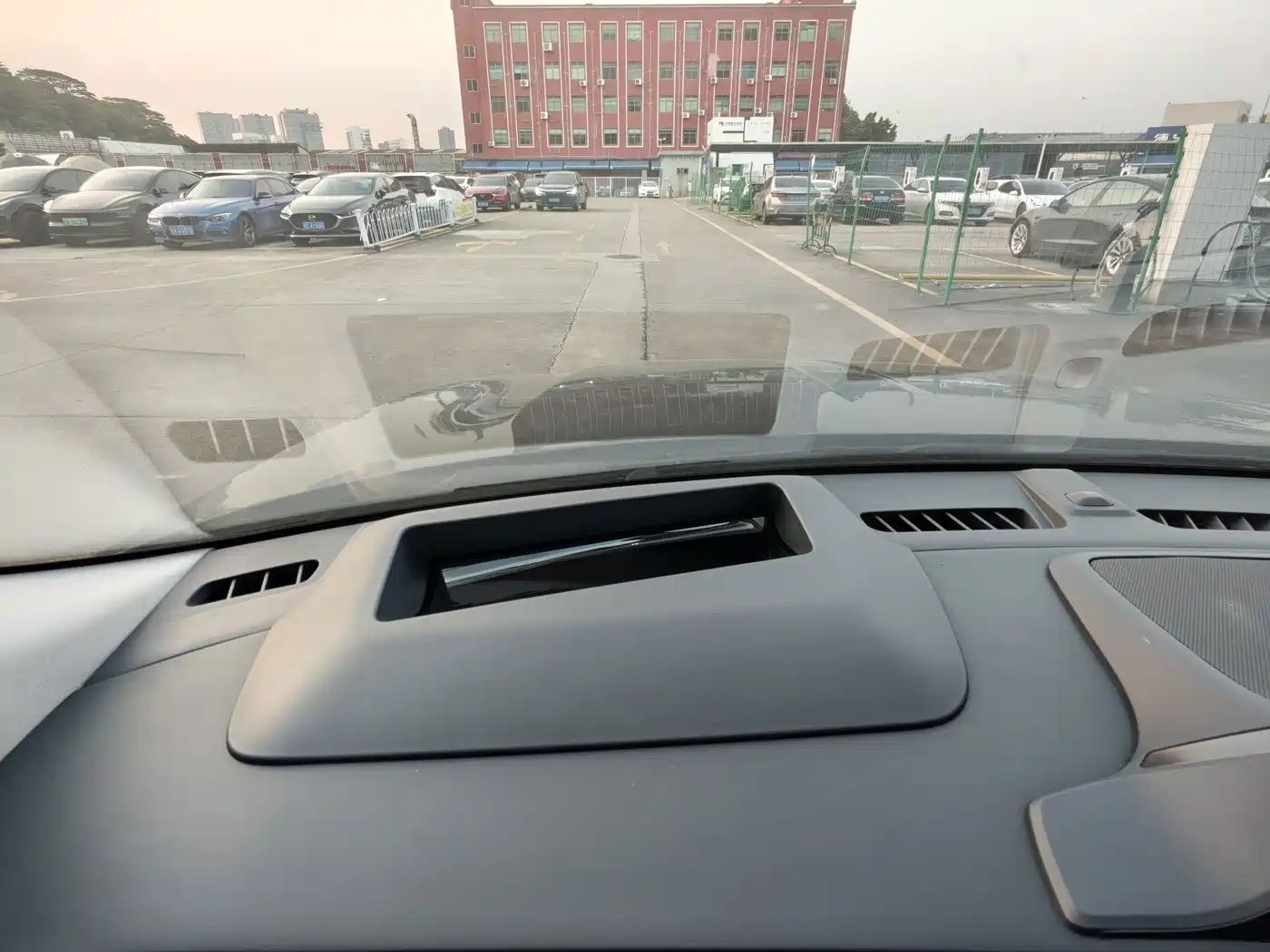 Lincoln Z 2022 2022 Model iCool Elegance Edition