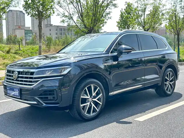Volkswagen Touareg 2019 3.0TSI Sharp Edge Edition China V
