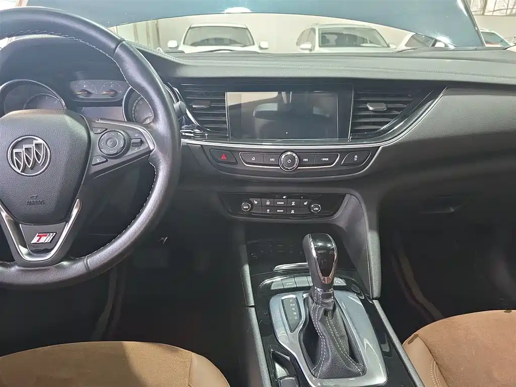 Buick Regal 2019 20T Elite China VI фото 6