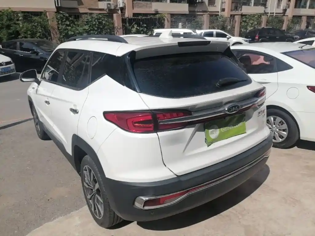 JAC Refine S4 2020 2020 1.5T CVT Surpass