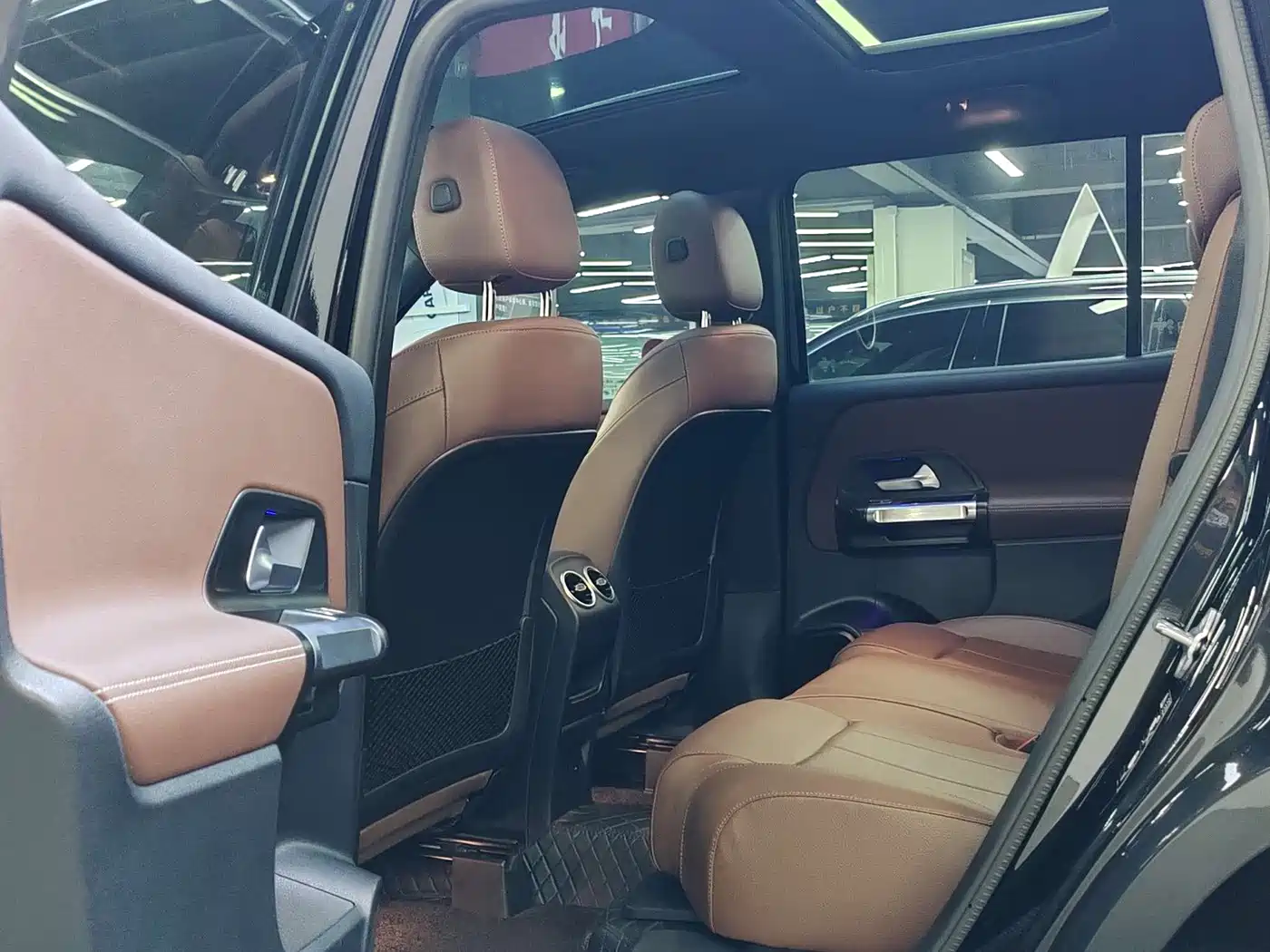 Mercedes-Benz GLB, миниатюра 9