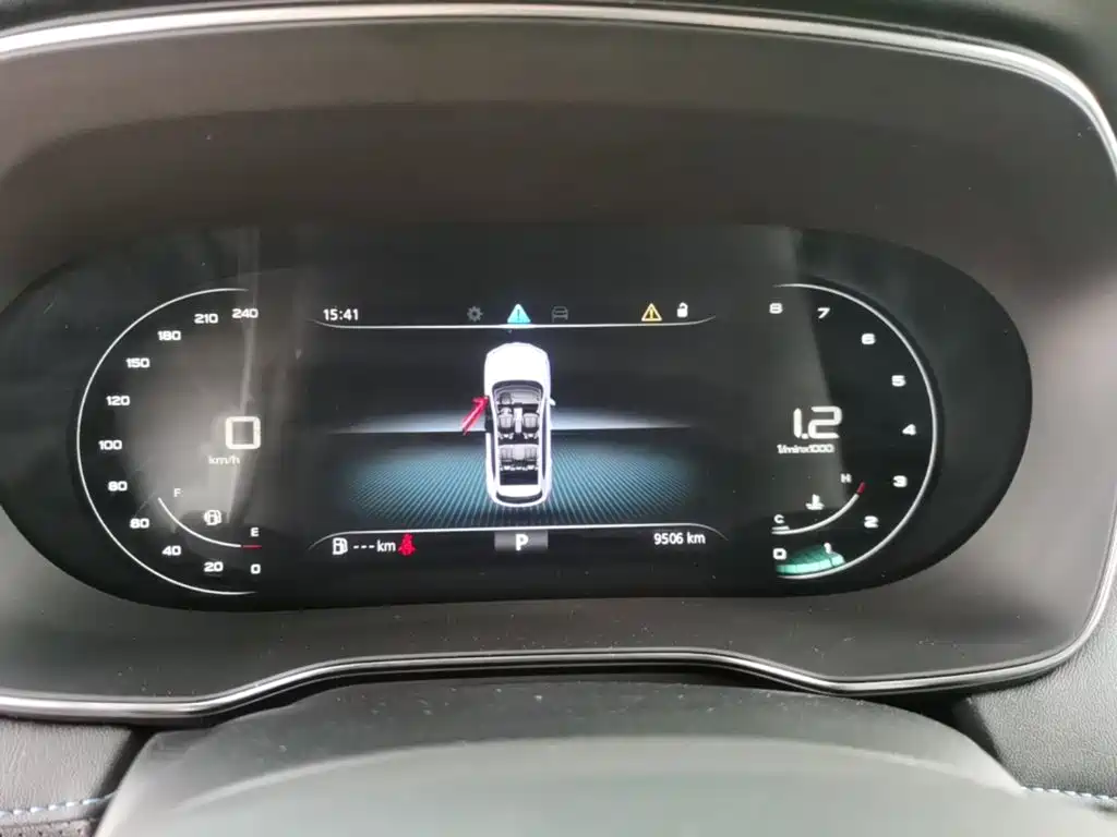 Roewe RX5 2026 2025 PLUS 330TGI Auto Trend-Setting Smart Edition