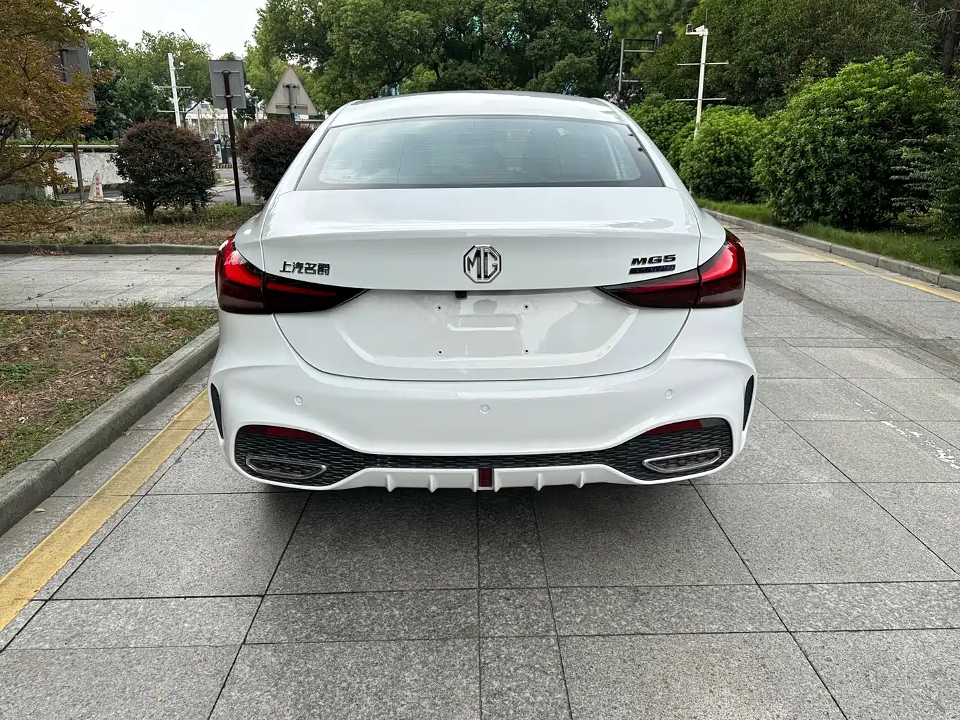 MG MG5 2025 2025 180DVVT Global Luxury Edition