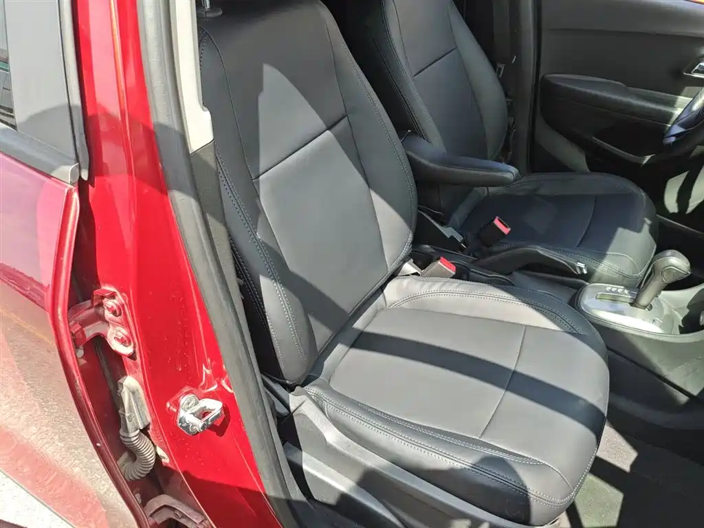 Chevrolet Trax 2014 1.4T Automatic 2WD Comfort фото 4