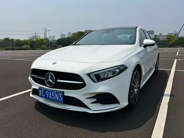 MERCEDES-BENZ A CLASS