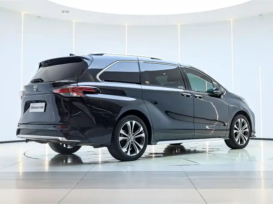 TOYOTA GREVIA