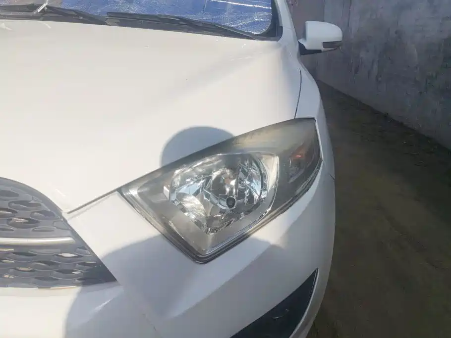 FAW Xiali N7 2014 2013 1.3L Manual Smart Fuel-Efficient Premium