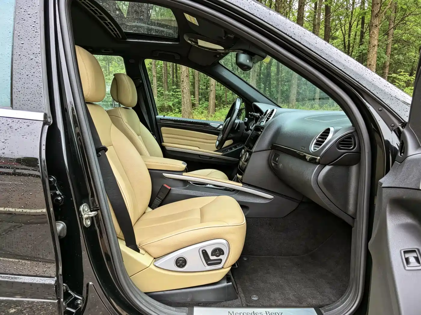 Mercedes-Benz M-Class 2010 ML 350 4MATIC Luxury фото 10