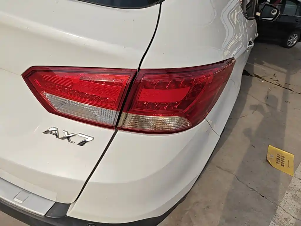 Dongfeng Aeolus Dongfeng Fengshen AX7 2016 2016 2.0L Automatic Smart Comfort