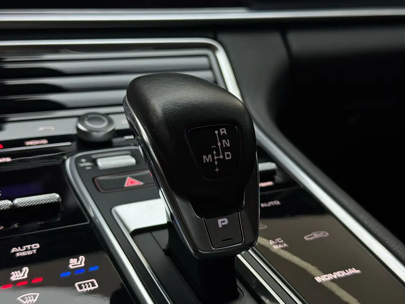 Porsche Panamera 2017 Panamera 3.0T фото 20