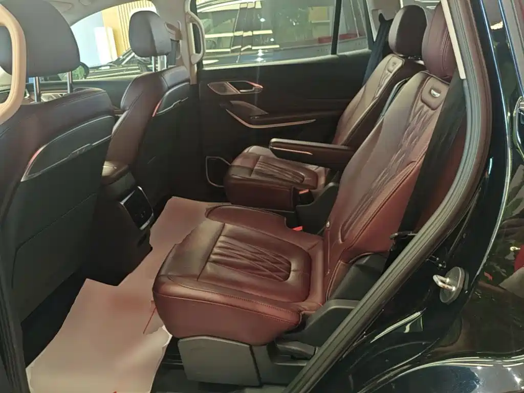 Hongqi HS7 PHEV 2025 2024 2.0T PHEV 4WD Flagship Edition 6-seater