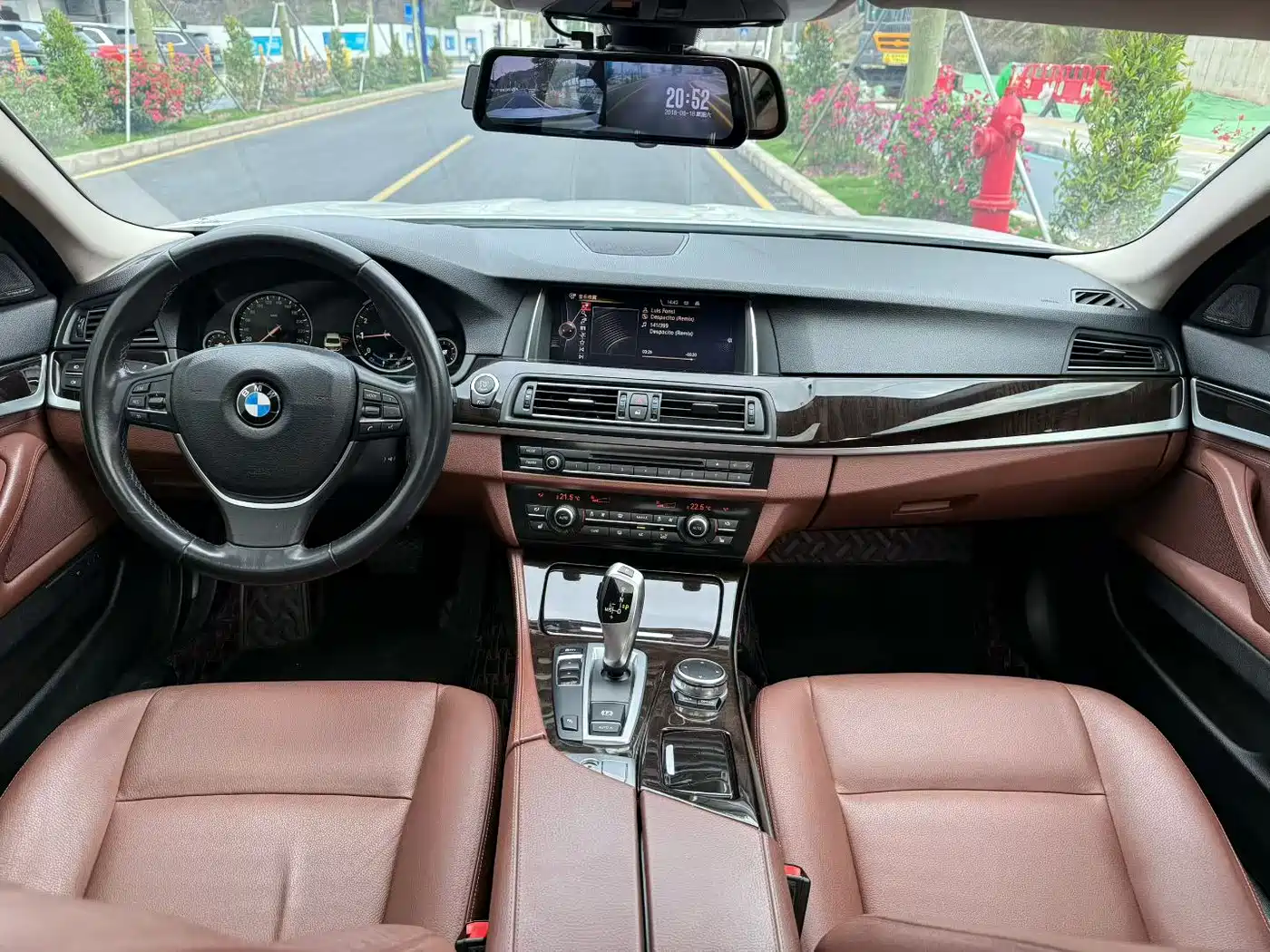 BMW 5 Series 2017 528Li Leading Edition фото 8