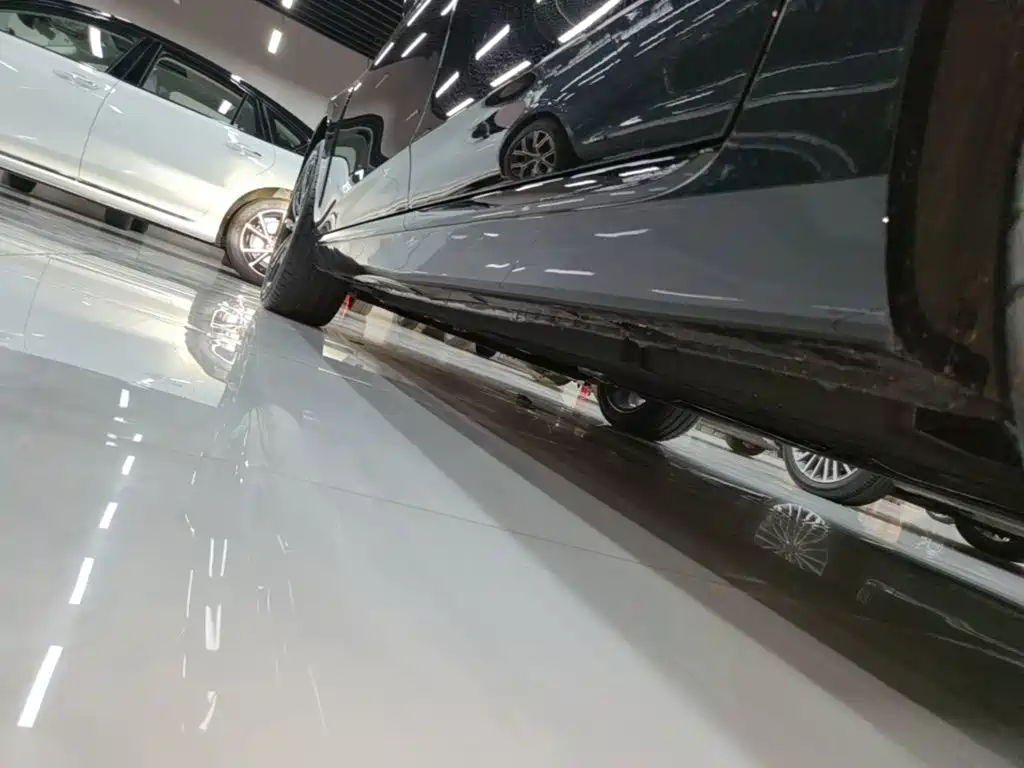 Hongqi H5 2026 2025 2.0T Automatic Mystic Shadow 2 Million Edition