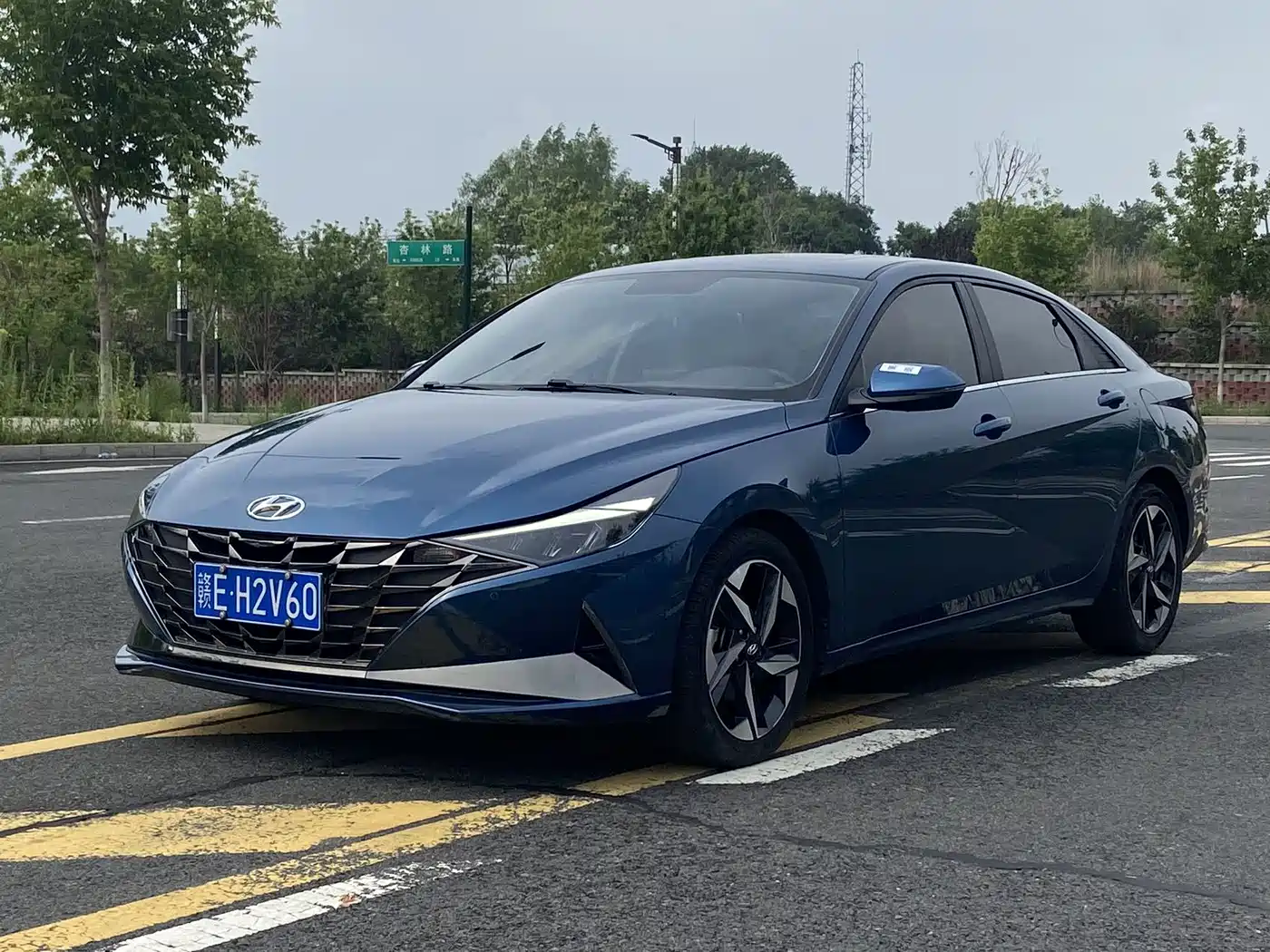 Hyundai Elantra 2022 1.5L CVT GLX Elite Edition