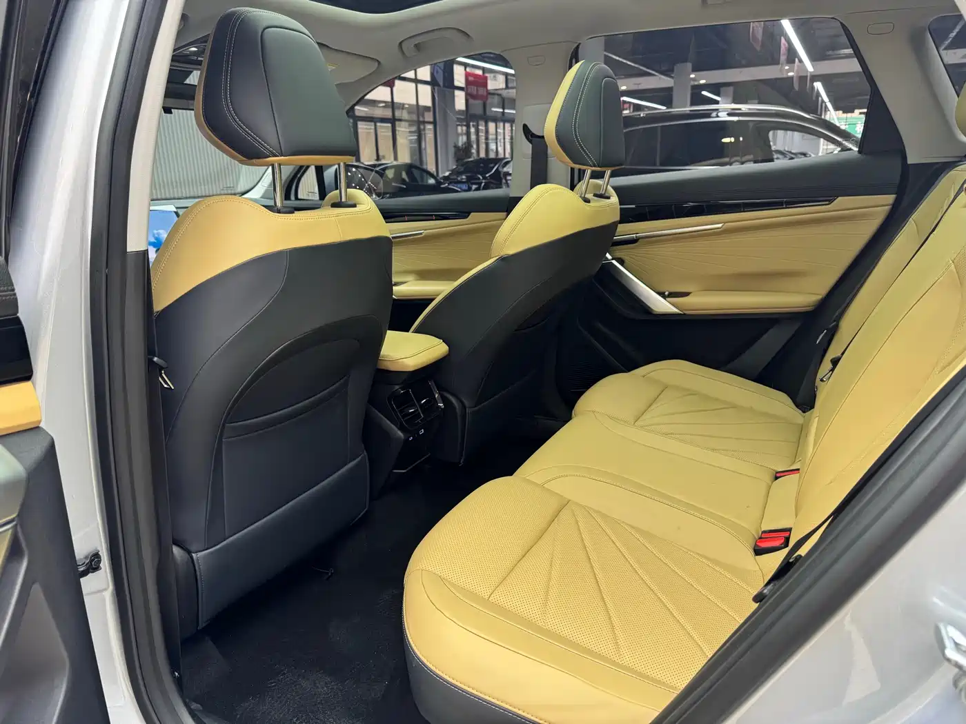 GEELY AUTOMOBILE BOYUE L