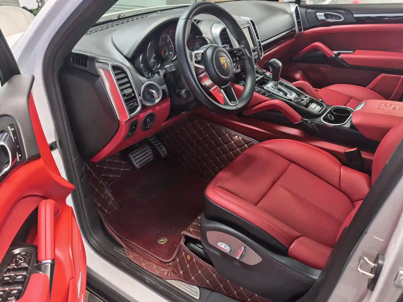 Porsche Cayenne 2015 Cayenne 3.0T фото 4