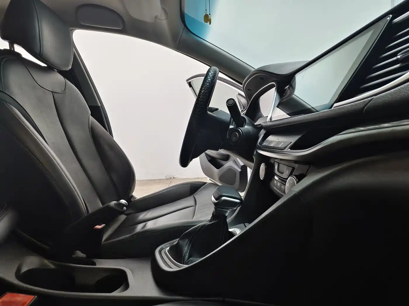 Фото 15 - Buick Excelle