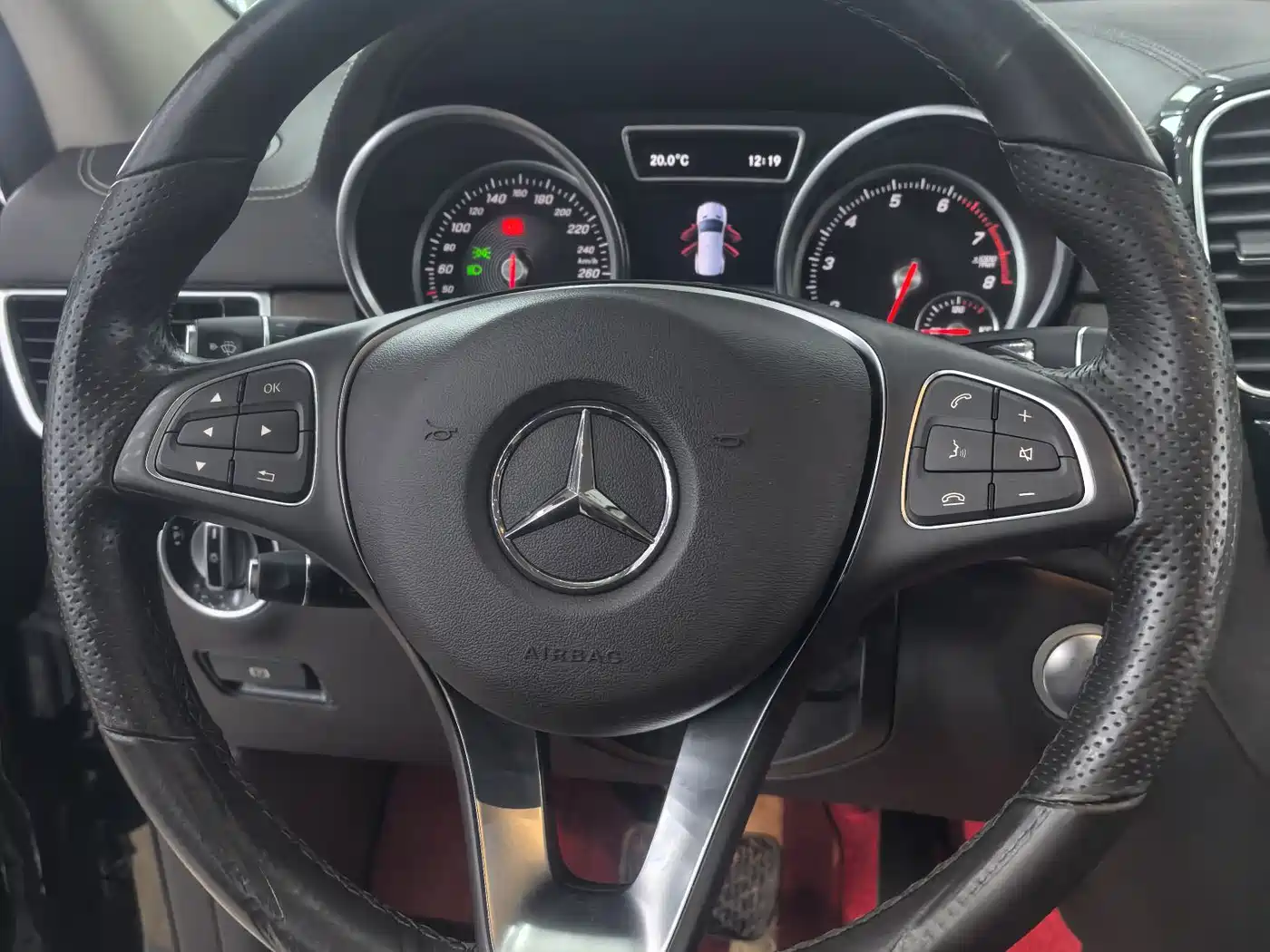 Mercedes-Benz GLE 2017 GLE 320 4MATIC Dynamic фото 17