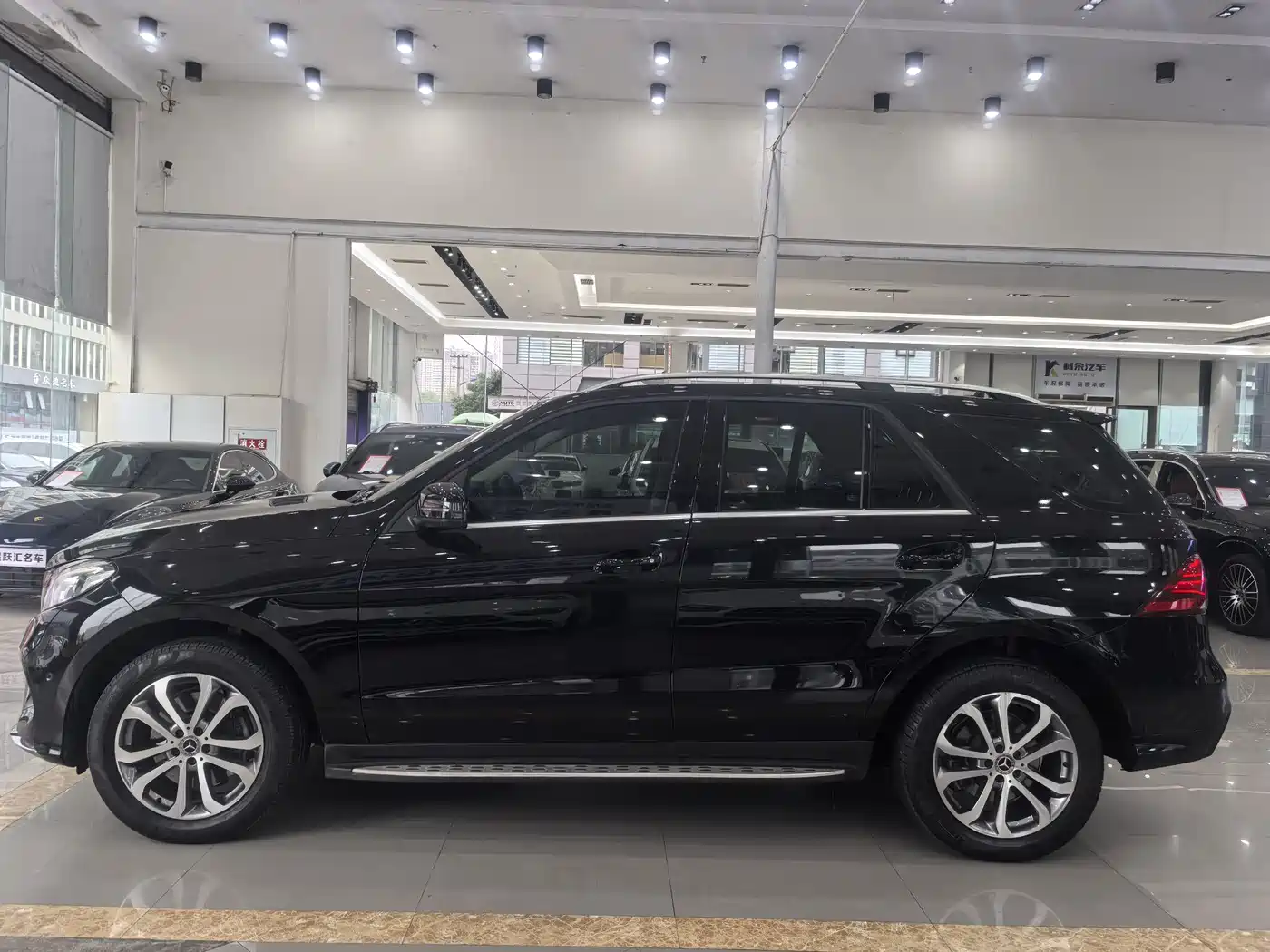 Mercedes-Benz GLE 2017 GLE 320 4MATIC Dynamic фото 7