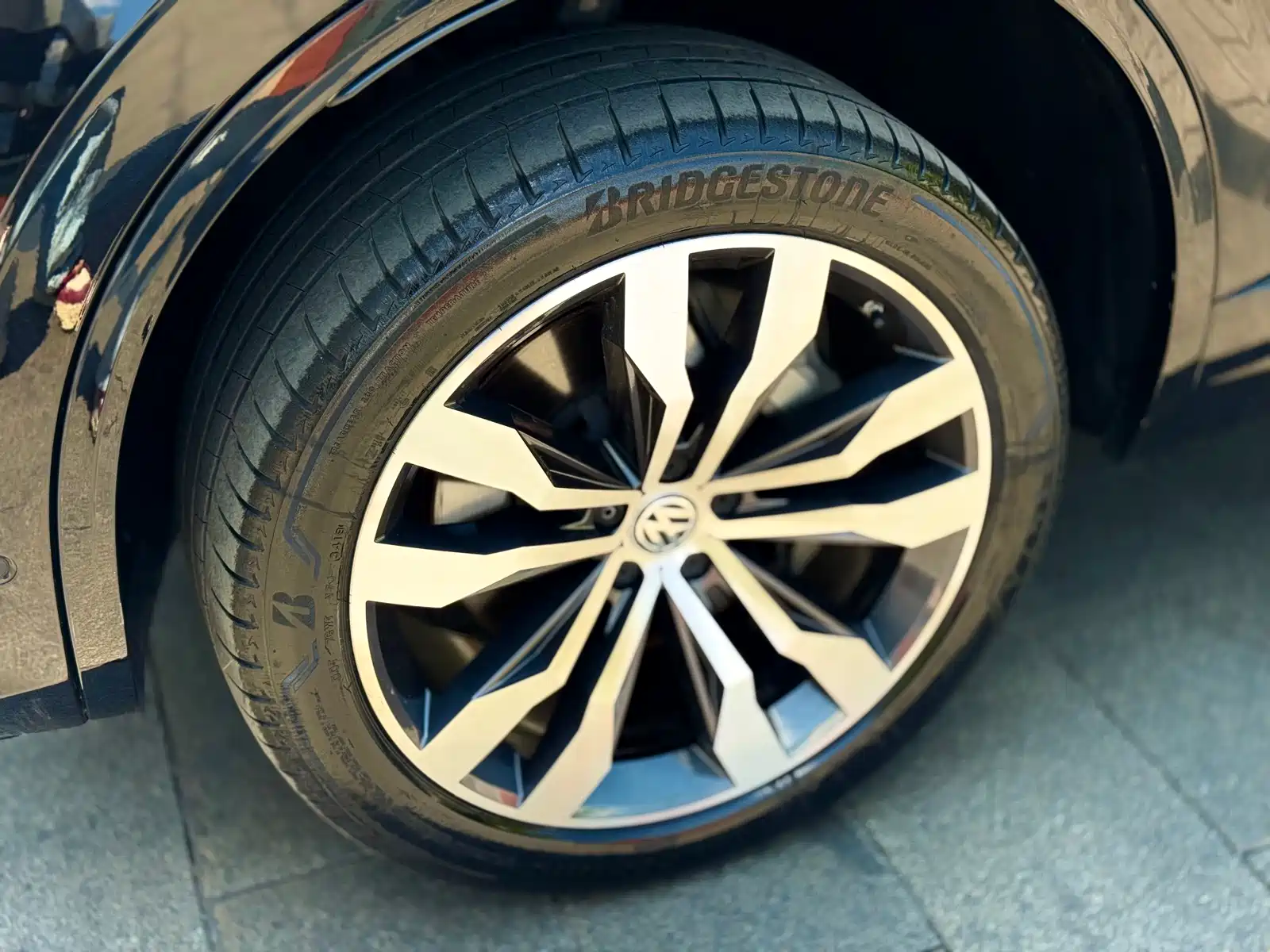 Фото 8 - Volkswagen Touareg