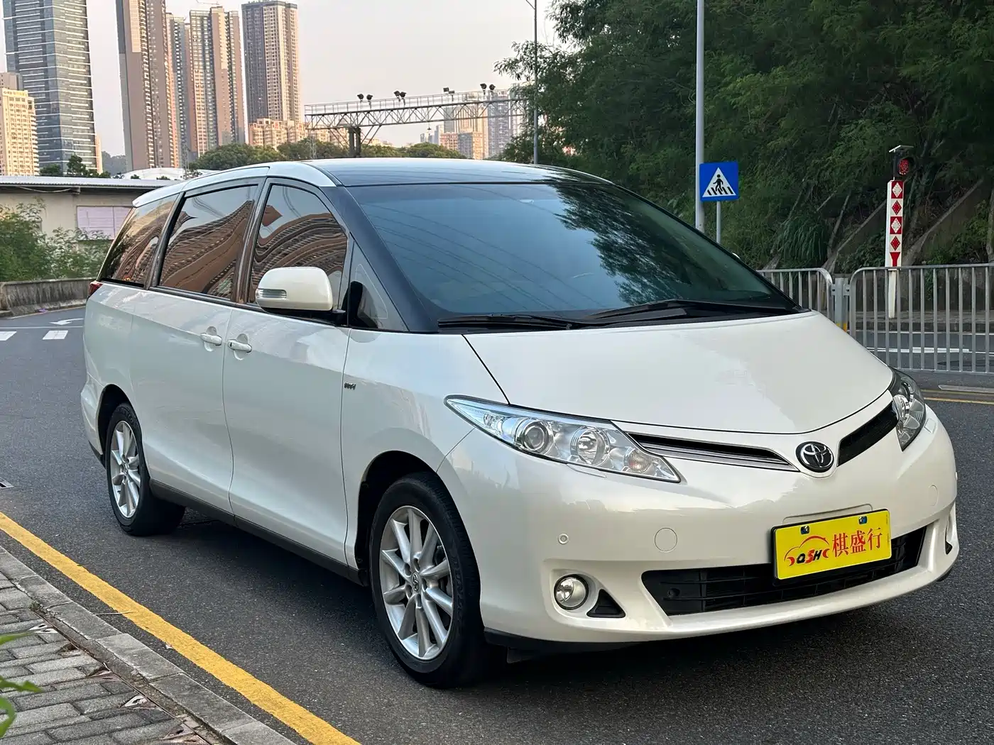 2017 Toyota Previa