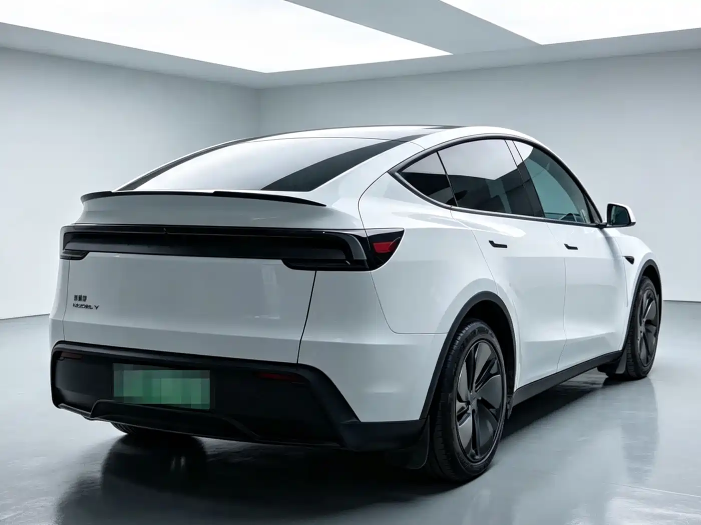 Фото 9 - Tesla Model Y