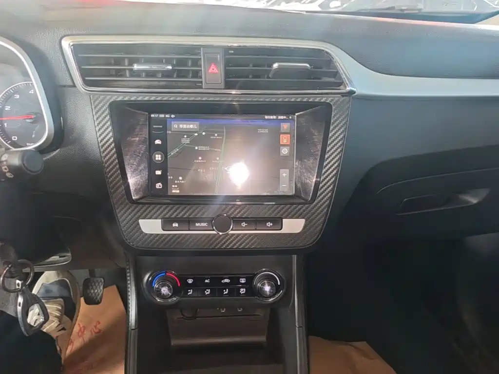 MG ZS 2017 2017 1.5L Manual Premium Internet Edition