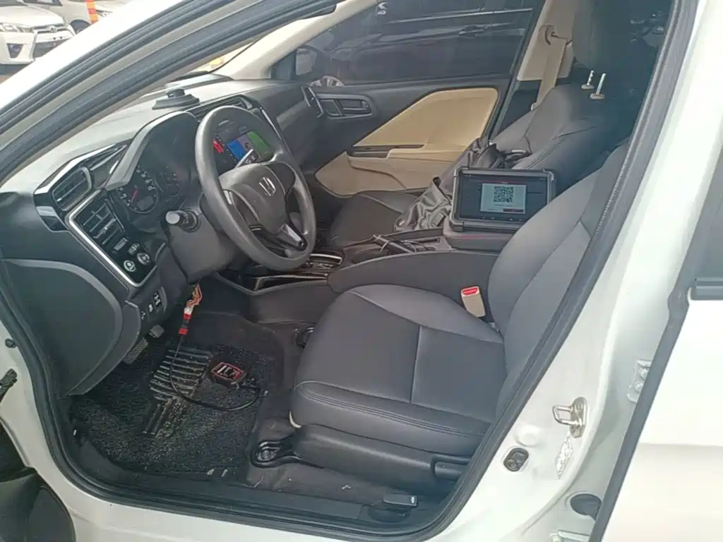 Honda Greiz 2017 2016 1.5L CVT Comfort Edition