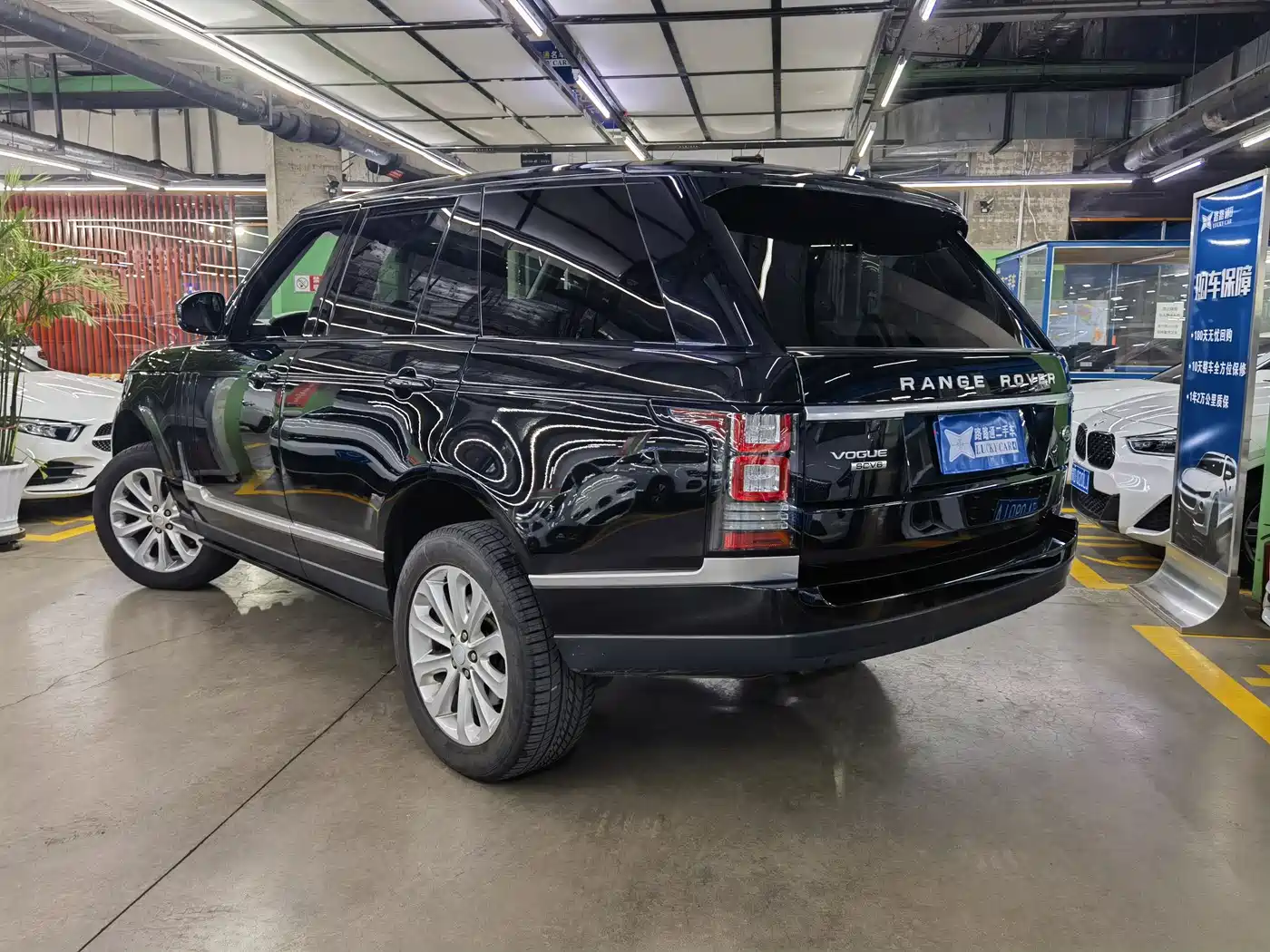 Land Rover Range Rover 2015 3.0 SC V6 Vogue фото 4