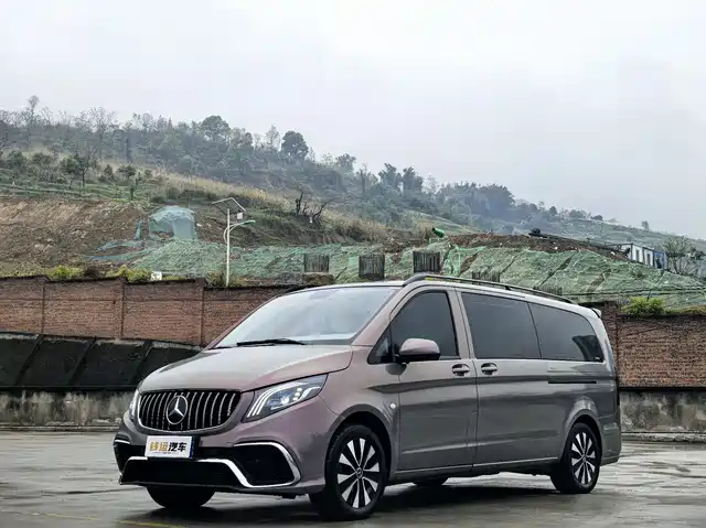 MERCEDES-BENZ VITO