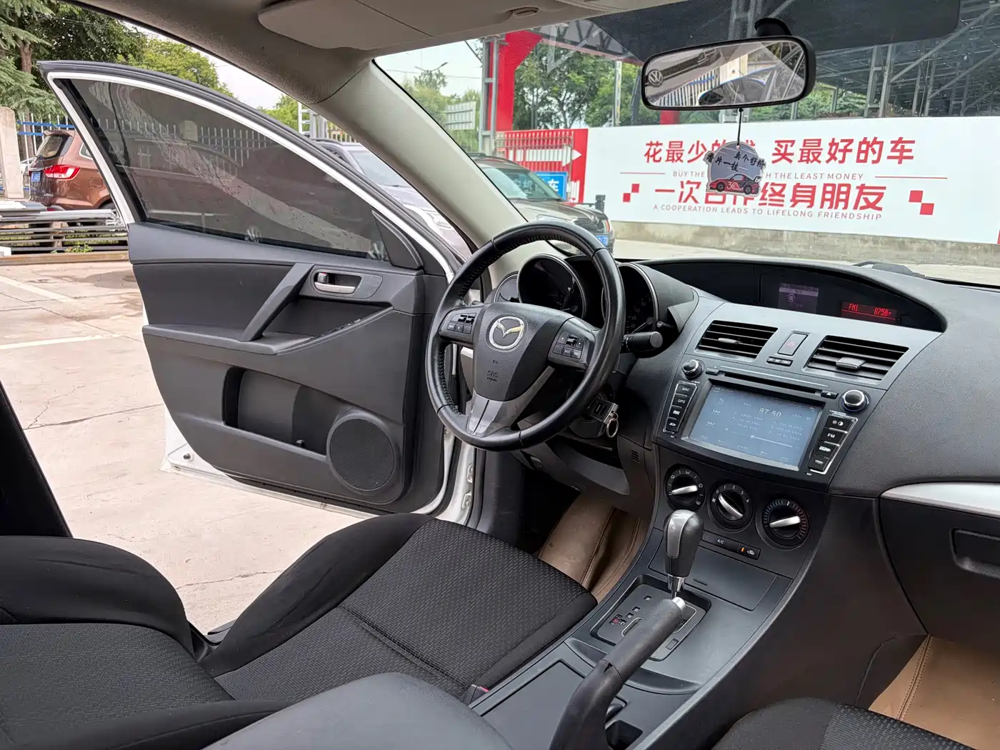 Mazda Mazda3 Axela 2013 2013 Sedan 1.6L Automatic Elite