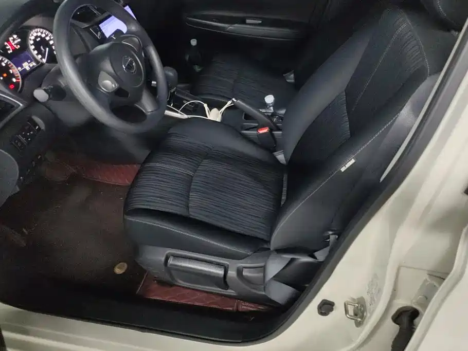 Nissan SYLPHY, миниатюра 9