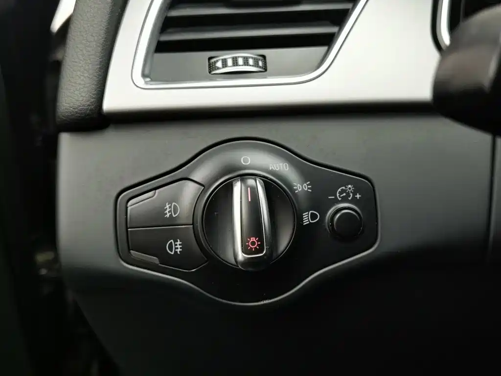 Фото 21 - Audi A5 (Import)