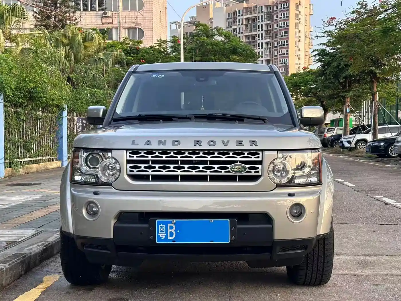 Land Rover Discovery 2009 2010 3.0TDV6 HSE Diesel