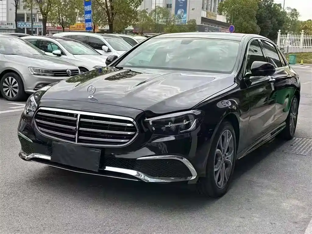 Mercedes-Benz E-Class 2023 Facelift E 300 L Sport Luxury фото 2